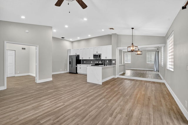 3 of 34 - 851 Nw 42 Place, Deerfield Beach, FL
