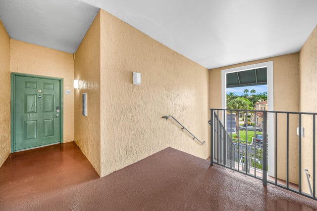 4 of 50 - 11720 Saint Andrews Place #308, Wellington, FL