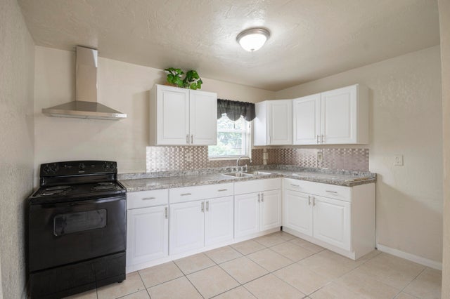 5 of 23 - 1023 N Australian Avenue, West Palm Beach, FL