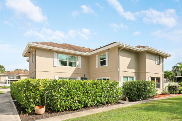2 of 35 - 3355 Sw Sunset Trace Circle, Palm City, FL