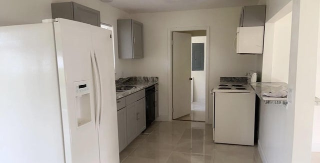 5 of 12 - 219 Eldron Boulevard Se, Palm Bay, FL