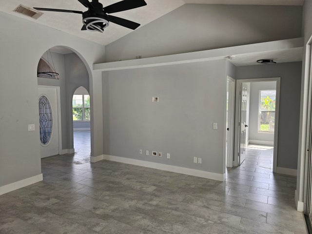 4 of 23 - 1358 Sw Del Rio Boulevard, Port Saint Lucie, FL