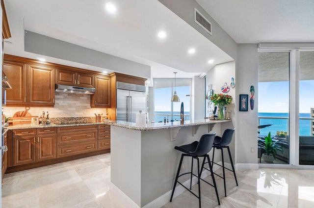 4 of 43 - 4600 N Ocean Drive #1603, Singer Island, FL
