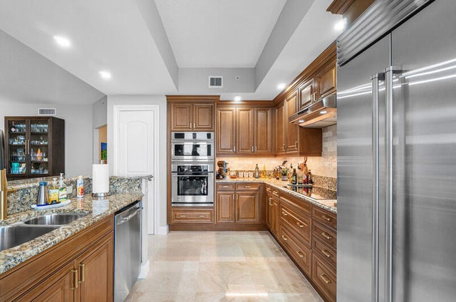 5 of 43 - 4600 N Ocean Drive #1603, Singer Island, FL