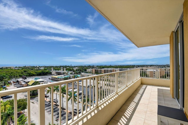 4 of 69 - 625 Casa Loma Boulevard #802, Boynton Beach, FL