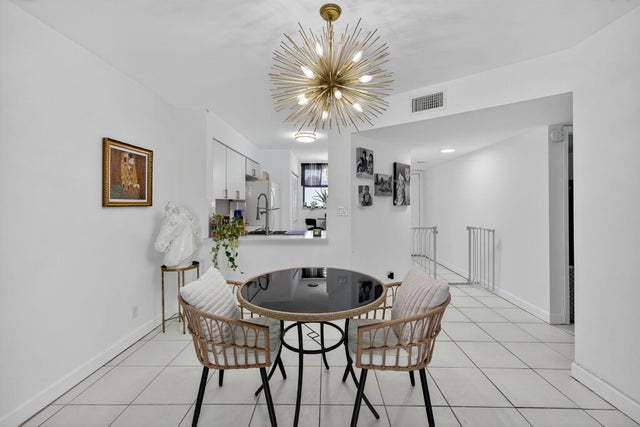 4 of 35 - 118 Lake Emerald Drive #102, Oakland Park, FL