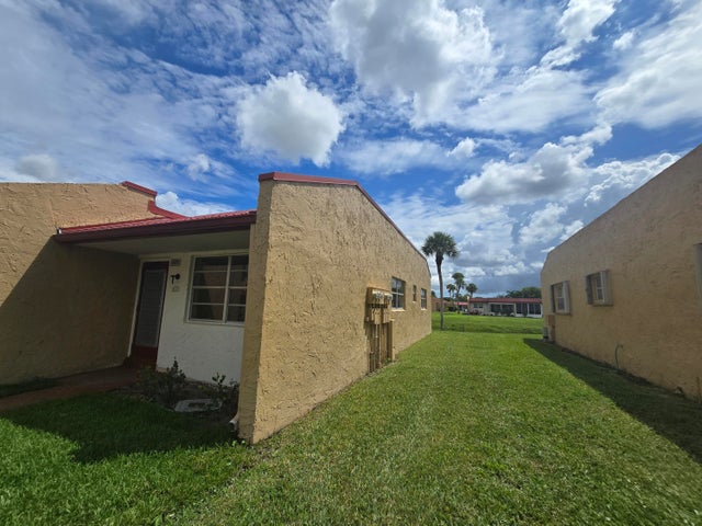 2 of 31 - 449 Lake Helen Drive, West Palm Beach, FL