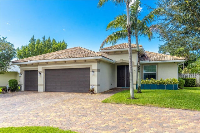 1 of 60 - 8071 Se Windjammer Way, Hobe Sound, FL