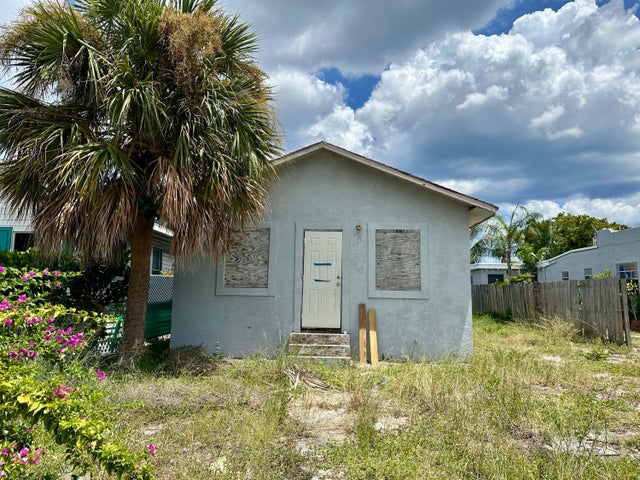 4 of 4 - 420 N H Street, Lake Worth Beach, FL