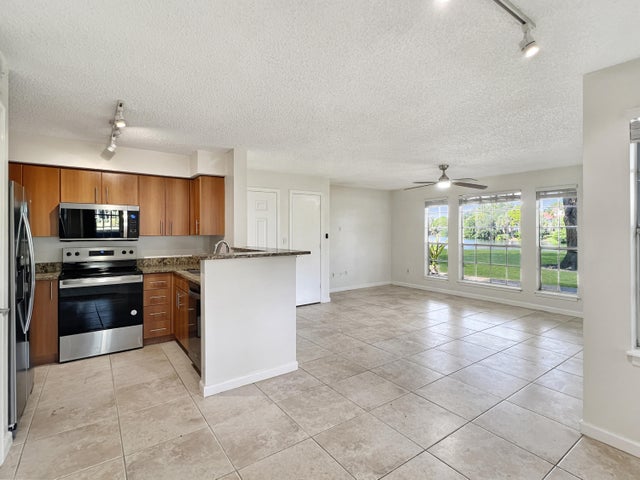 5 of 23 - 1275 Crystal Way #i, Delray Beach, FL
