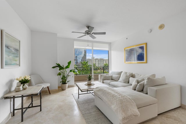 2 of 35 - 550 Okeechobee Boulevard #509, West Palm Beach, FL
