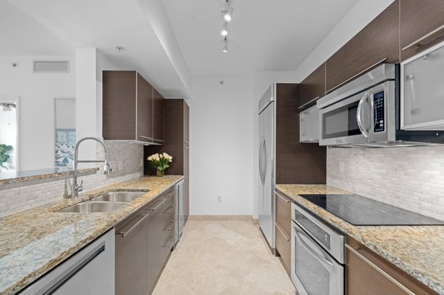 5 of 35 - 550 Okeechobee Boulevard #509, West Palm Beach, FL