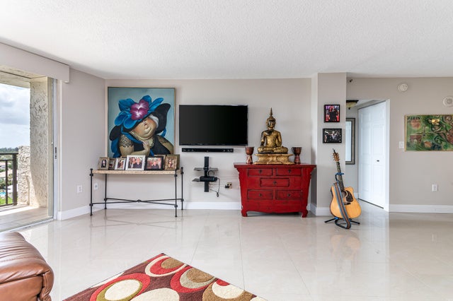 3 of 24 - 3912 S Ocean Boulevard #911, Highland Beach, FL