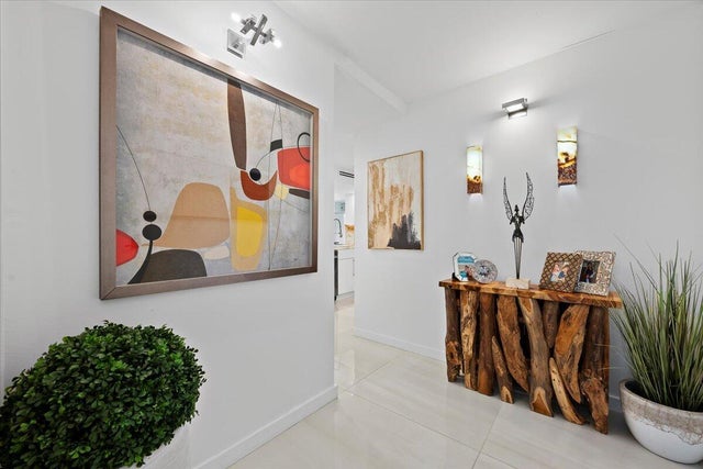 4 of 36 - 3580 S Ocean Boulevard #7e, South Palm Beach, FL
