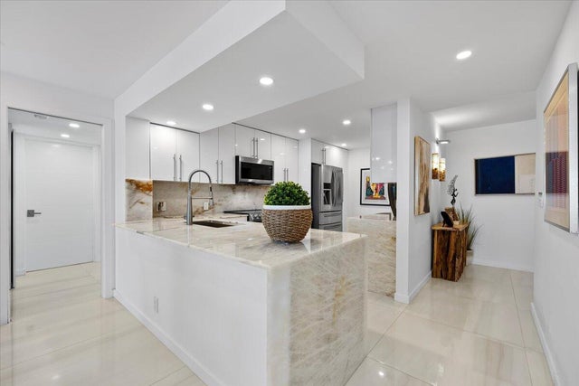 5 of 36 - 3580 S Ocean Boulevard #7e, South Palm Beach, FL