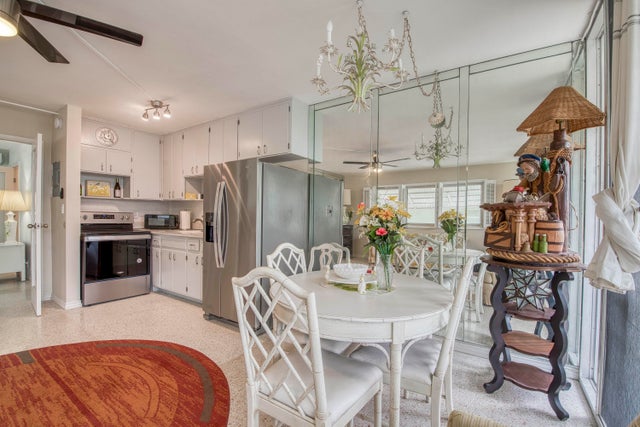 4 of 20 - 901 N Birch Road #d10, Fort Lauderdale, FL