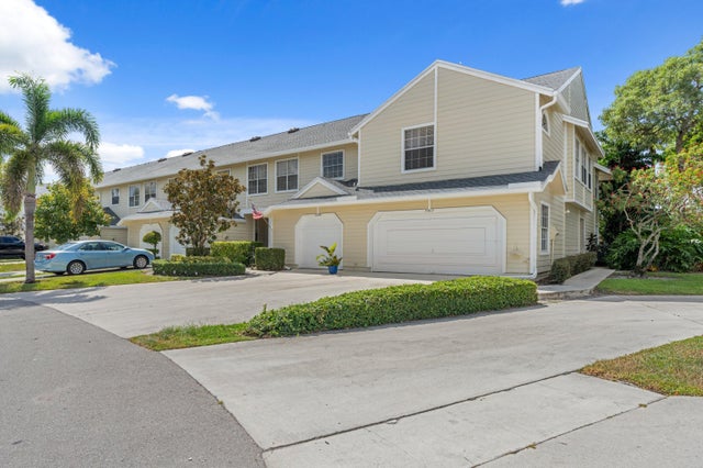 5302 Sapphire Valley, Boca Raton