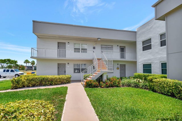 2 of 40 - 164 Normandy D, Delray Beach, FL