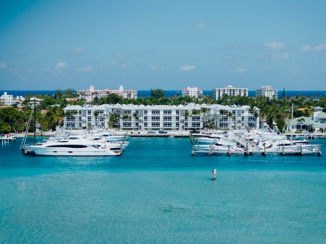 3 of 3 - 180 Lake Drive #2201, Palm Beach Shores, FL