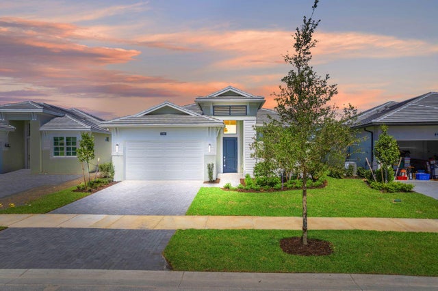 1 of 33 - 5385 Hutchinson Way, The Acreage, FL