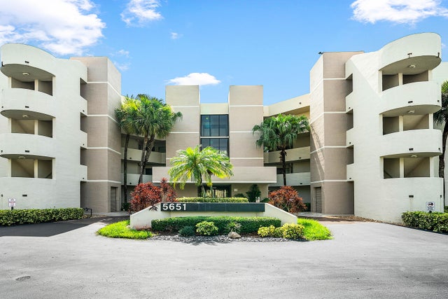 5651 Camino Del Sol #102, Boca Raton