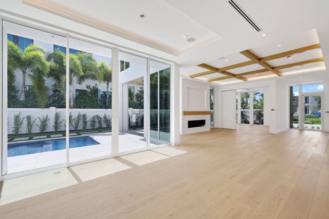 5 of 28 - 310 Grove Place, Delray Beach, FL