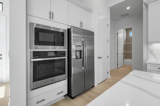 3 of 17 - 403 Se Via Sangro, Port Saint Lucie, FL