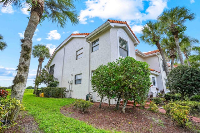 4 of 67 - 10910 Lakemore Lane #201, Boca Raton, FL