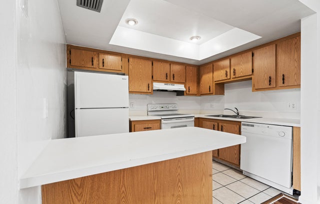 2 of 33 - 4151 Oak Terrace Drive, Greenacres, FL