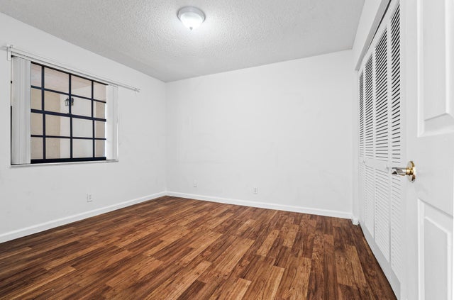 5 of 33 - 4151 Oak Terrace Drive, Greenacres, FL