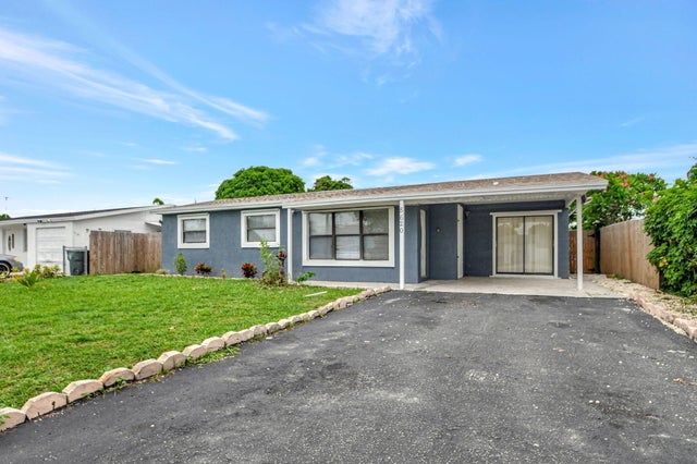 3 of 38 - 5620 S 38th Street, Greenacres, FL