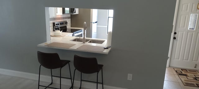 3 of 8 - 4580 Discovery Lane #23, West Palm Beach, FL