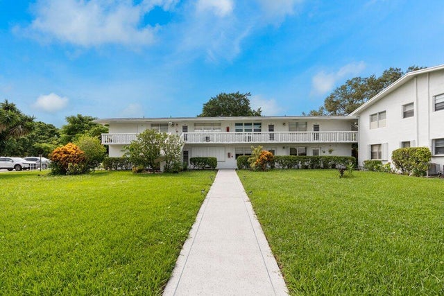 1 of 22 - 10 Farnham A #10, Deerfield Beach, FL
