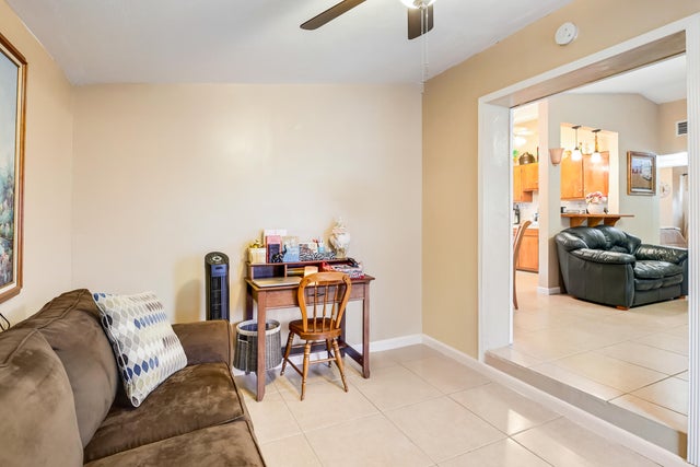 3 of 25 - 577 Tallulah Road, Lake Worth, FL