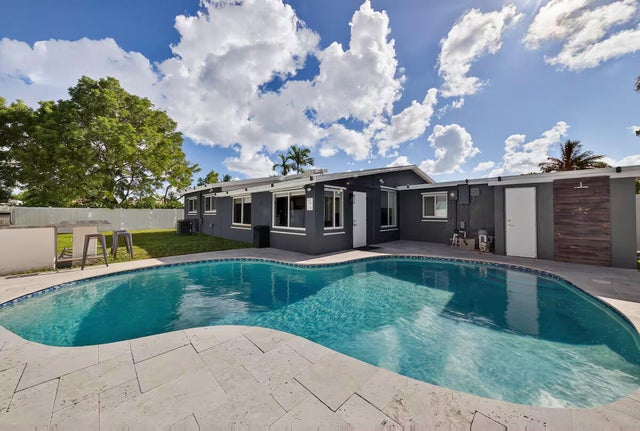 1 of 11 - 1700 Nw 28 Avenue, Fort Lauderdale, FL
