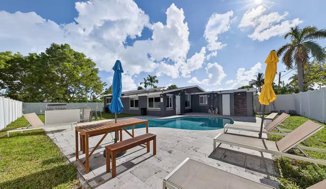 2 of 11 - 1700 Nw 28 Avenue, Fort Lauderdale, FL