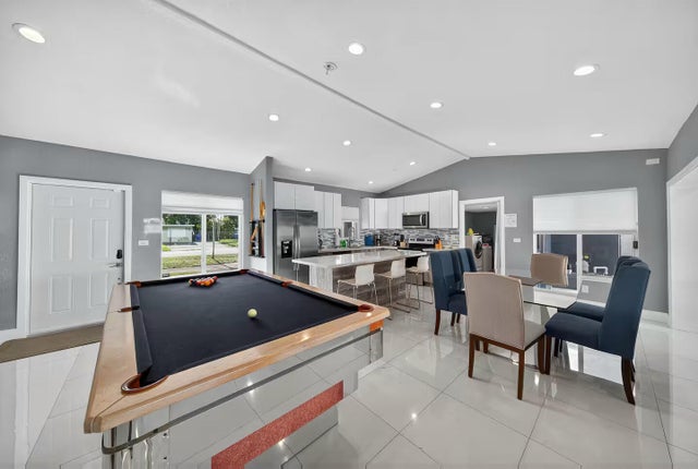 4 of 11 - 1700 Nw 28 Avenue, Fort Lauderdale, FL