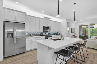 Photo of Listing #RX-11122903