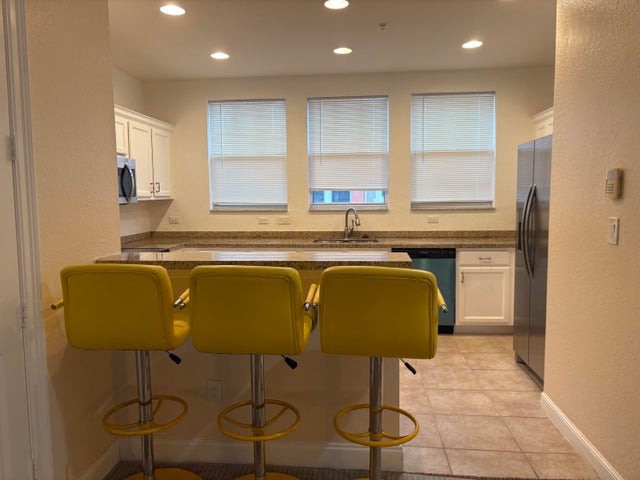 2 of 28 - 833 Millbrae Court #4, West Palm Beach, FL