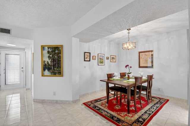 5 of 46 - 3810 Via Poinciana #206, Lake Worth, FL