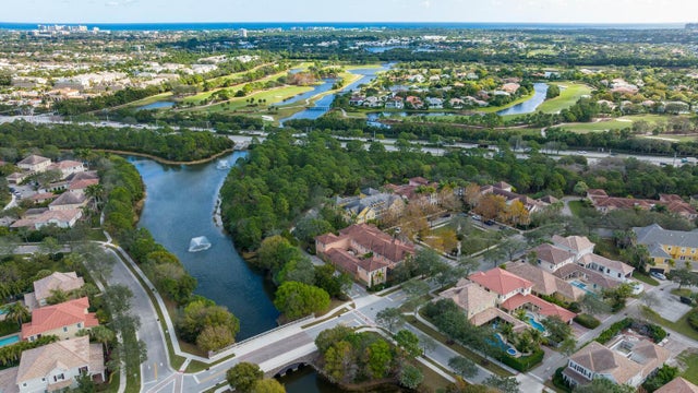 4 of 39 - 117 Glencullen Circle, Jupiter, FL