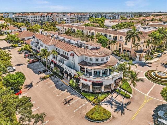 2 of 67 - 2 Renaissance Way #419, Boynton Beach, FL