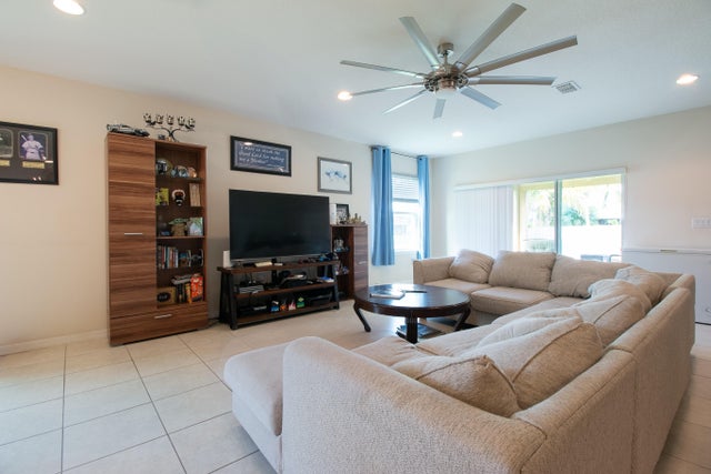 2 of 24 - 6460 Nw Flair Street, Port Saint Lucie, FL
