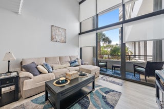 Photo of Listing #RX-11123003