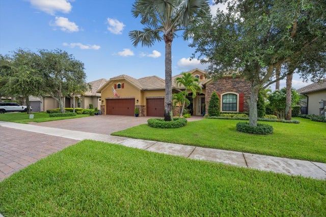 1 of 39 - 3399 Siena Circle, Wellington, FL