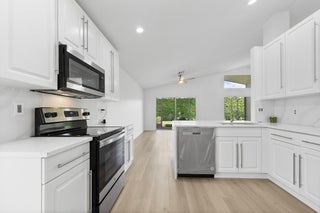 Photo of Listing #RX-11123037
