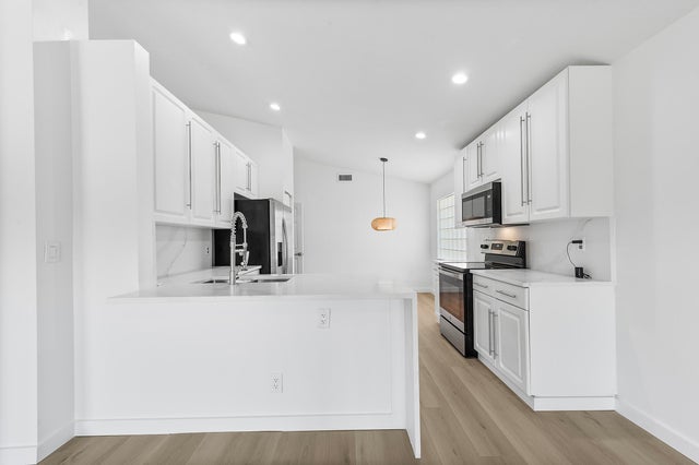 5 of 42 - 5849 Royal Isles Boulevard, Boynton Beach, FL