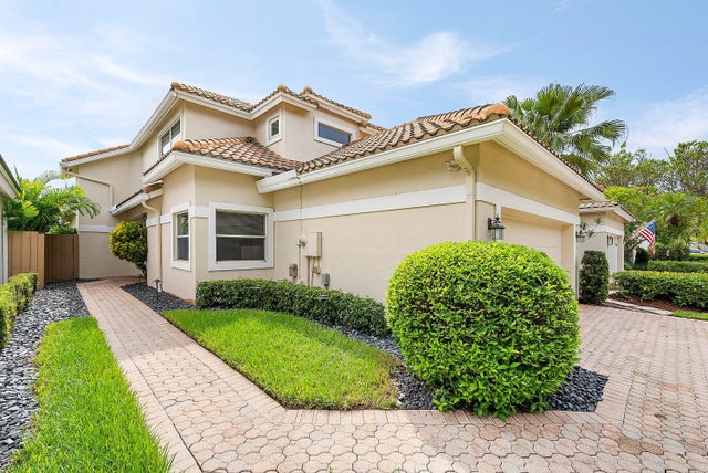 1 of 66 - 6638 Nw 27th Avenue, Boca Raton, FL