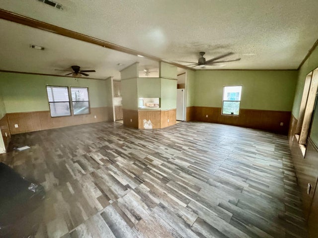 2 of 18 - 30 Plantation Blvd, Lake Worth, FL
