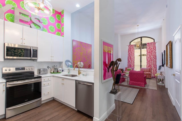 3 of 34 - 701 S Olive Avenue #409, West Palm Beach, FL